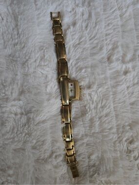 Vintage Royalton Gold Tone Slide Out Watch New Battery